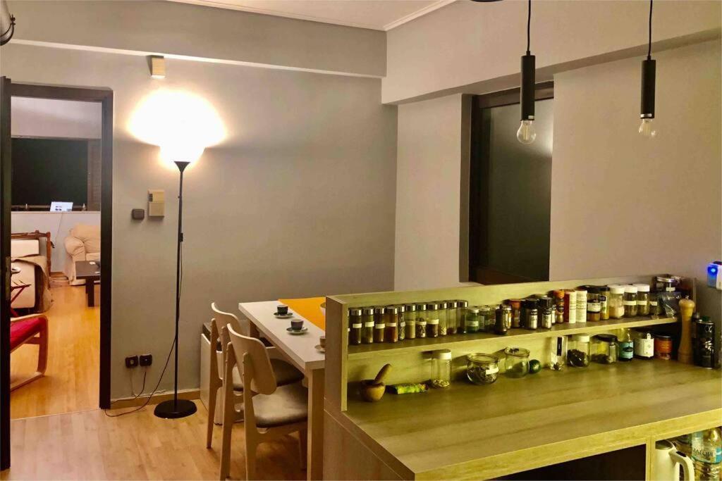Апартаменты Cozy Loft With Jazz Notes In Kolonaki Афины Экстерьер фото